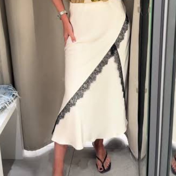 Zara Dresses & Skirts - Zara NWT satin effect lace midi skirt cream black 3530/896